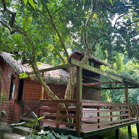Ti Zaboka Chalet , Spa Privatif Les Abymes Exterior photo